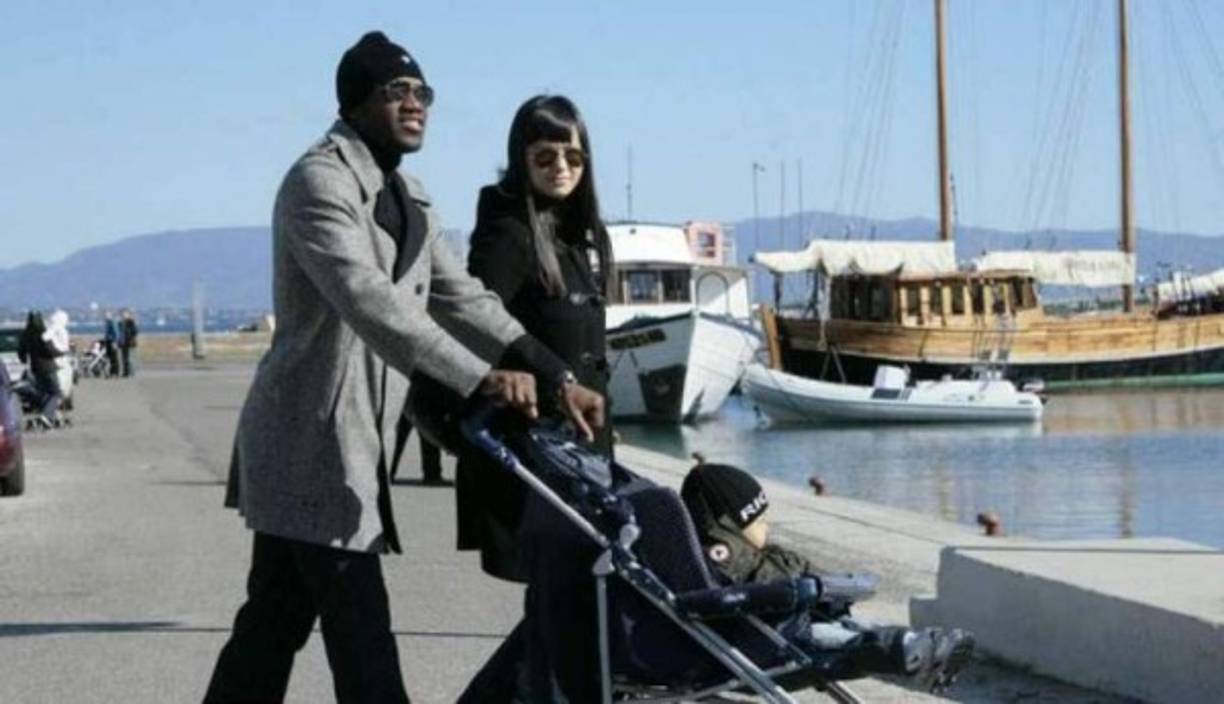 Elisa Secchi ha sido un respaldo de David Suazo y en su momento ella reveló que jugador hondureño sufría al no poder correr como deseaba por lo que terminó por retirarse del fútbol. 'Todos los días pasaba con hielo en la rodilla, le dije que me había casado por lo que es como humano y no por lo hecho en la cancha', indicó.