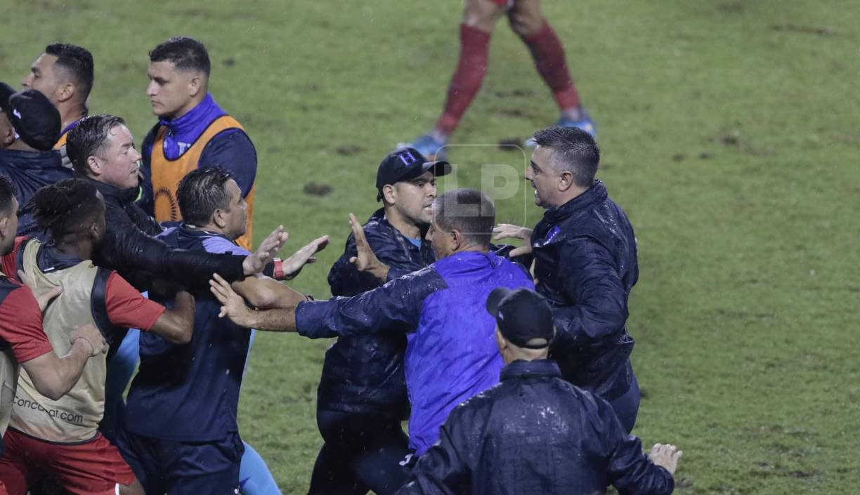 Mira la reacción de la prensa hondureña e internacional tras el triunfo de 2-1 de Honduras ante Canadá por la Liga de Naciones de Concacaf.