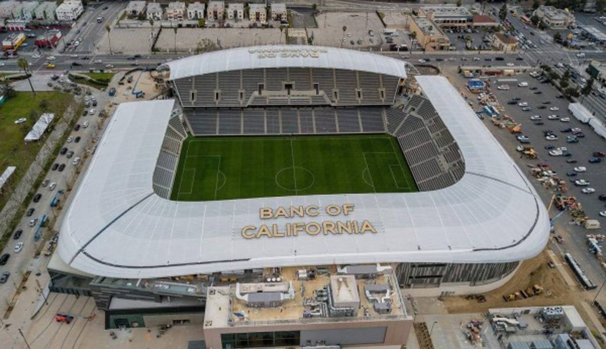 El grupo de magnates que está detrás del último gran proyecto futbolístico de EE UU ha realizado una inversión de 350 millones de dólares y ha levantado en apenas dos años un estadio nuevo para un equipo que solo ha jugado cinco partidos oficiales en su historia.