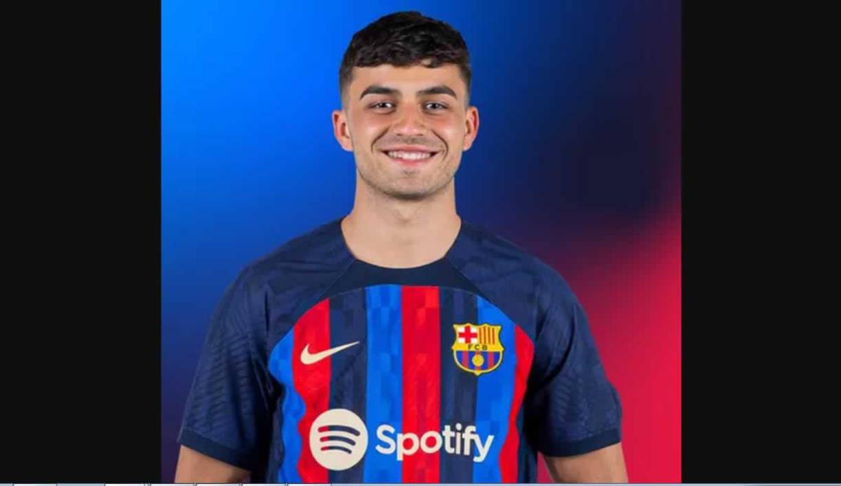 Pedri González - El joven canario vivirá su tercera temporada con el Barcelona usando el dorsal 8.