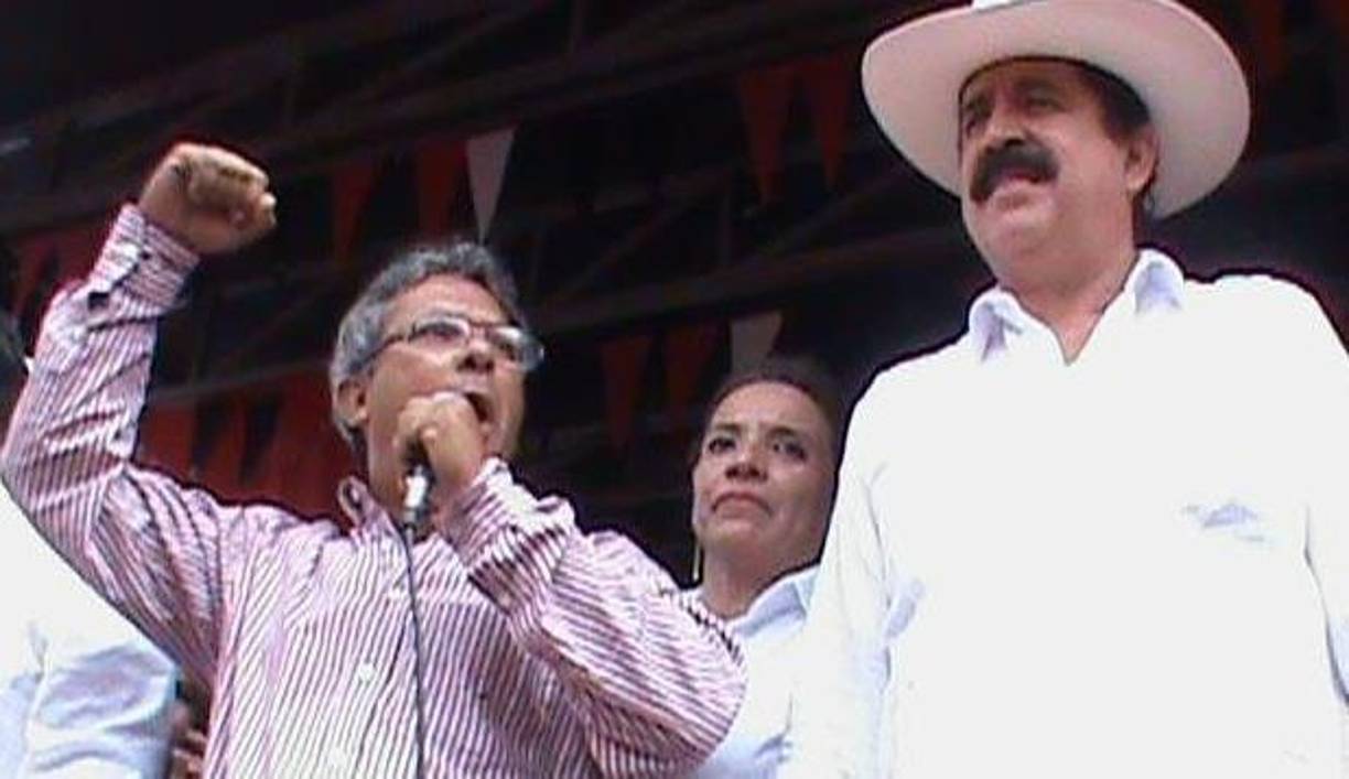 Isaí Palermo también compartió su consternación: “Muy consternado con esta triste noticia. Se nos ha ido un gran amigo, Dr. Javier Hall. Qué pesar más inmenso, mi solidaridad con sus familiares, Orlando Arturo Hall Polio y Helin P. Flores, sus hijos.” 