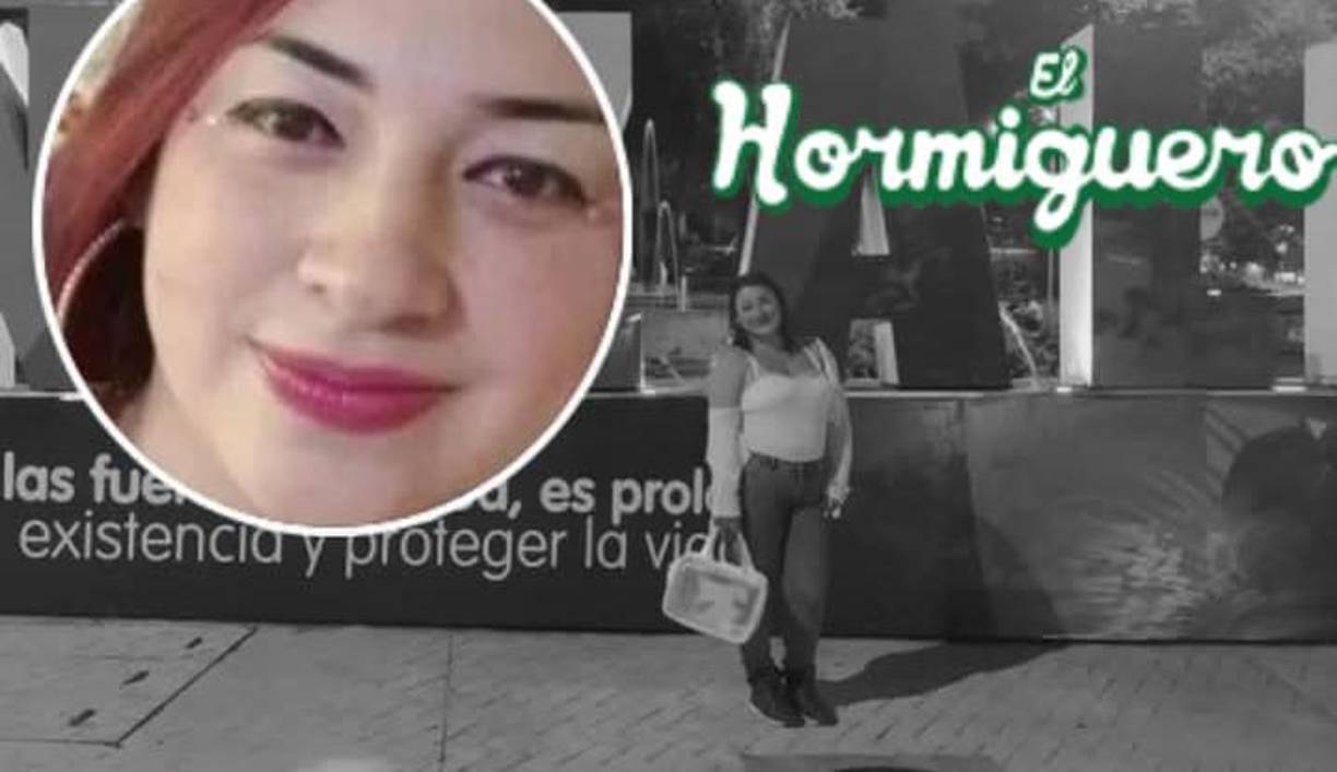 La tragedia ocurrió en plena madrugada, cuando Yuliana, con visibles lesiones en el pecho, despertó a su familia relatando que su pareja la había atacado con un arma blanca. Los familiares intentaron socorrerla y buscar al agresor, pero él ya había huido del lugar.