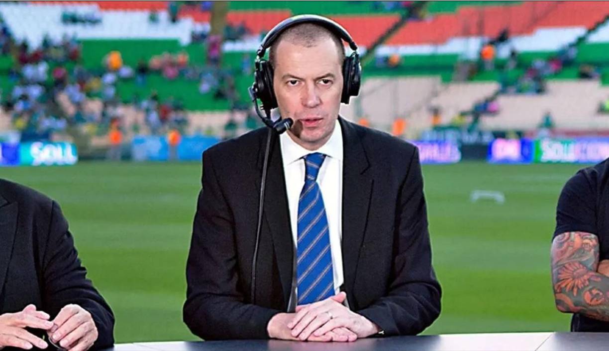 Sin detallar más sobre los motivos o problemas que alejarán a André Marín Puig de la televisión, la cadena deportiva pidió respeto a la privacidad del experimentado periodista, tras los rumores que circularon en redes sociales sobre su salud y diversos internautas aprovecharon el momento para hacer cometarios negativos y burlas por la apariencia del comentarista.