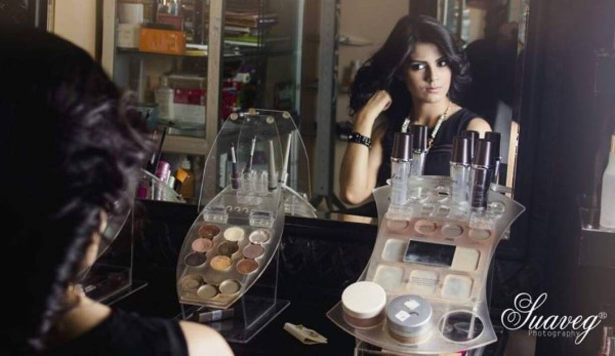 Villafranca es una joven modelo que con su atractivo llama mucho la atención por donde pasa.