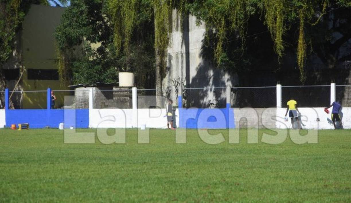 Entre los aportadores para la remodelación del escenario deportivo figuran los directivos Eduardo Canales, Alba Cano, Carlos Molineros, Jorge Matute (Q.D.D.G.), Jorge Brower, César Oseguera, Gonzalo Rivera y Jorge Espinoza'.