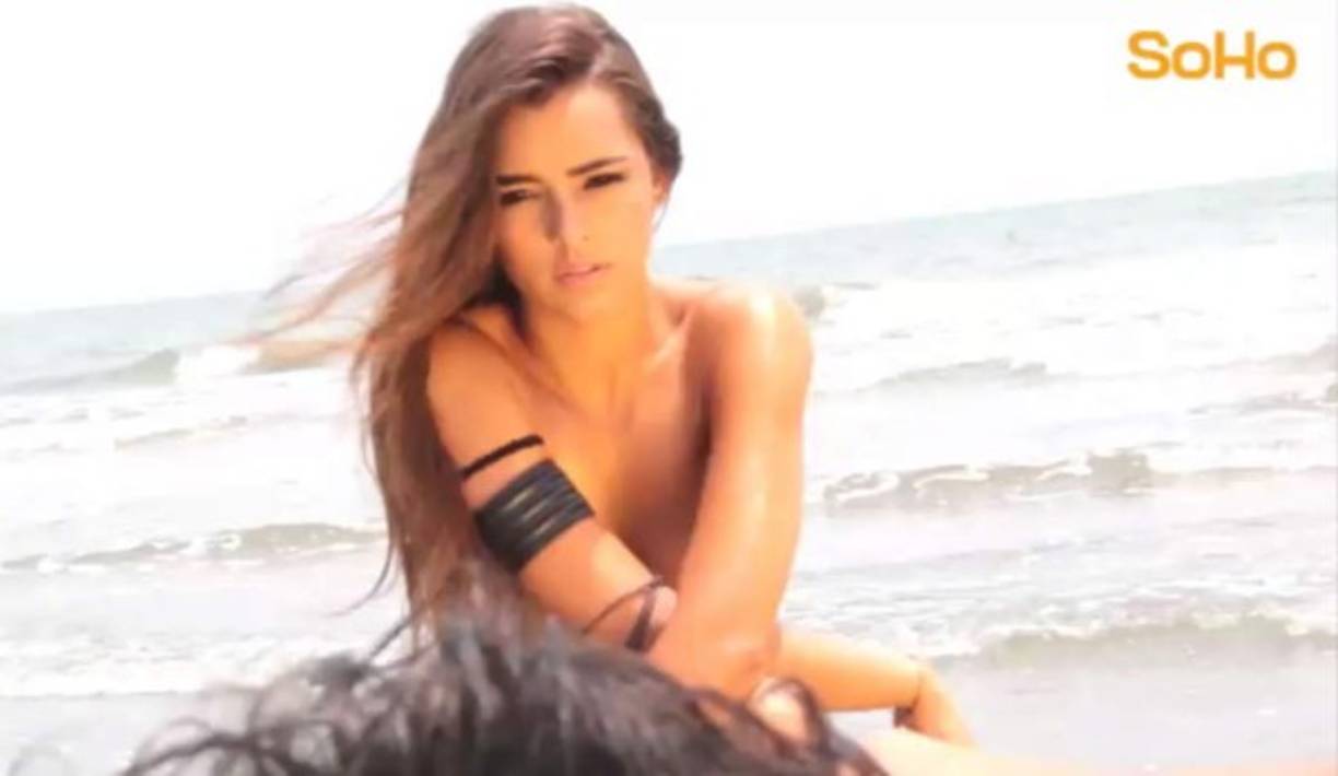 Lucía nació en Puerto Rico y actualmente vive en Estados Unidos.