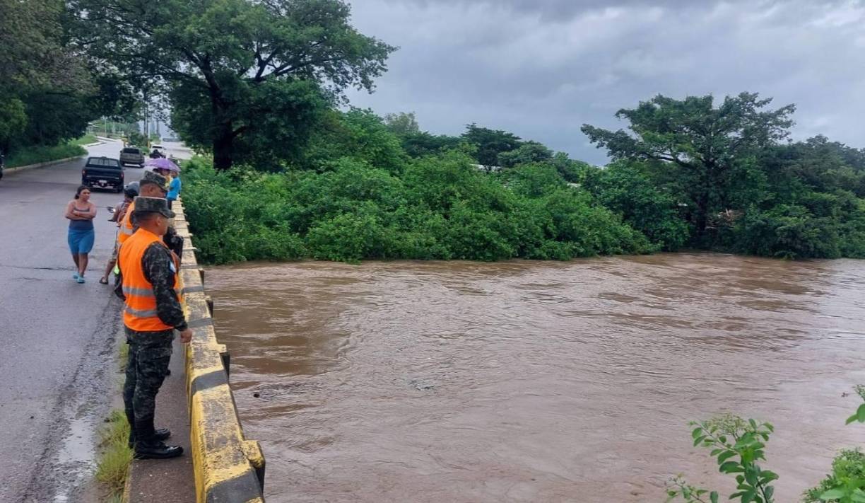 Ya se está monitoreando la crecida de los ríos más caudalosos.