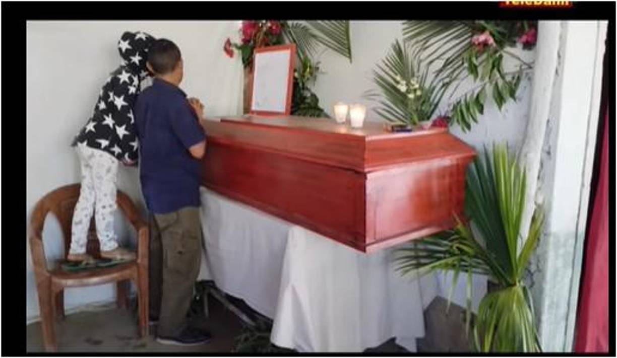 Ingrid fue velada en su casa el jueves y ese mismo día fue sepultada. La infortunada joven en mayo cumpliría 16 años.