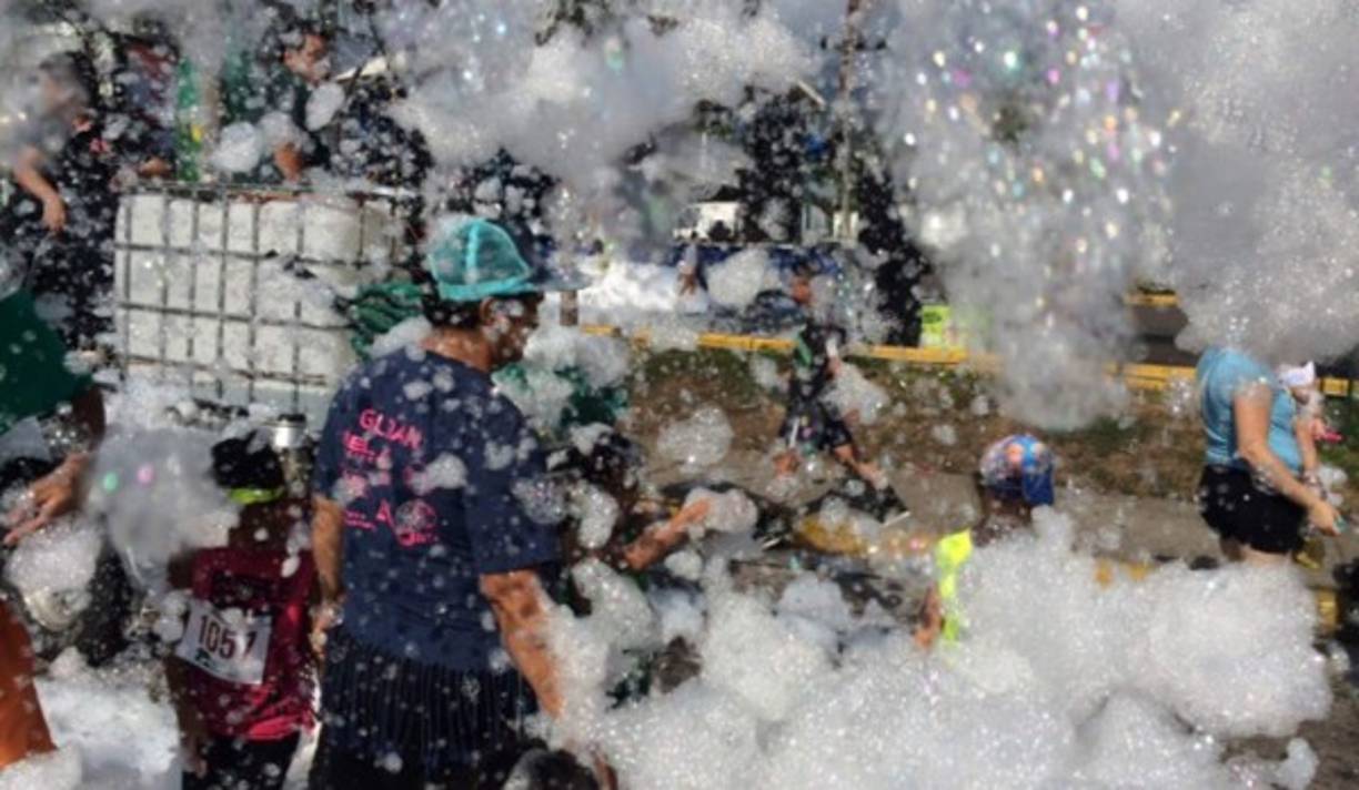 Expertos estuvieron al cuidado de los participantes.