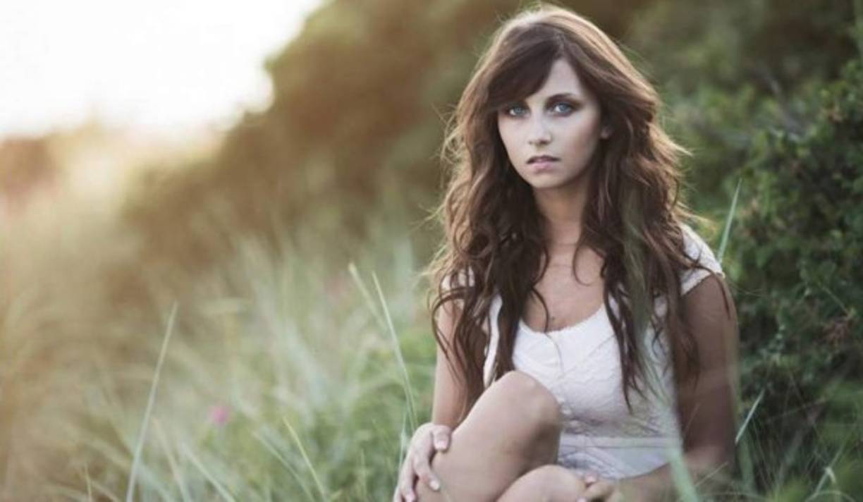 El éxito se lo debe a su belleza y por supuesto no dudamos a su inteligencia.