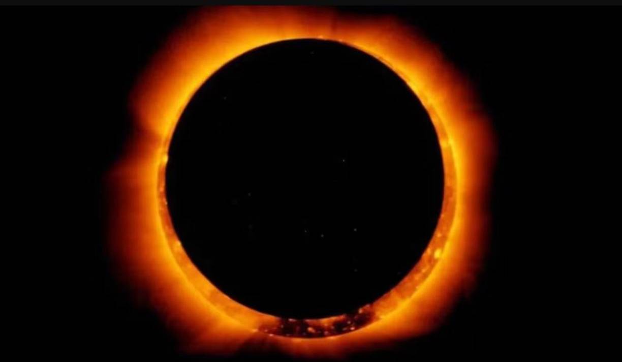 al mirar de manera directa hacia el Sol podría llegar a ser peligroso para el centro del ojo, llamado mácula, debido a que se puede generar un daño que en la mayoría de los casos es irreversible.