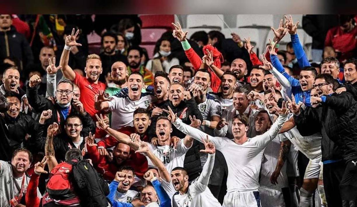 Serbia: Los serbios protagonizaron una de las sorpresas de las Eliminatorias Europeas al voltearle el partido 2-1 a Portugal de Cristiano Ronaldo en su misma casa, quienes ahora deberán pelear por su cupo en la fase de repechaje.