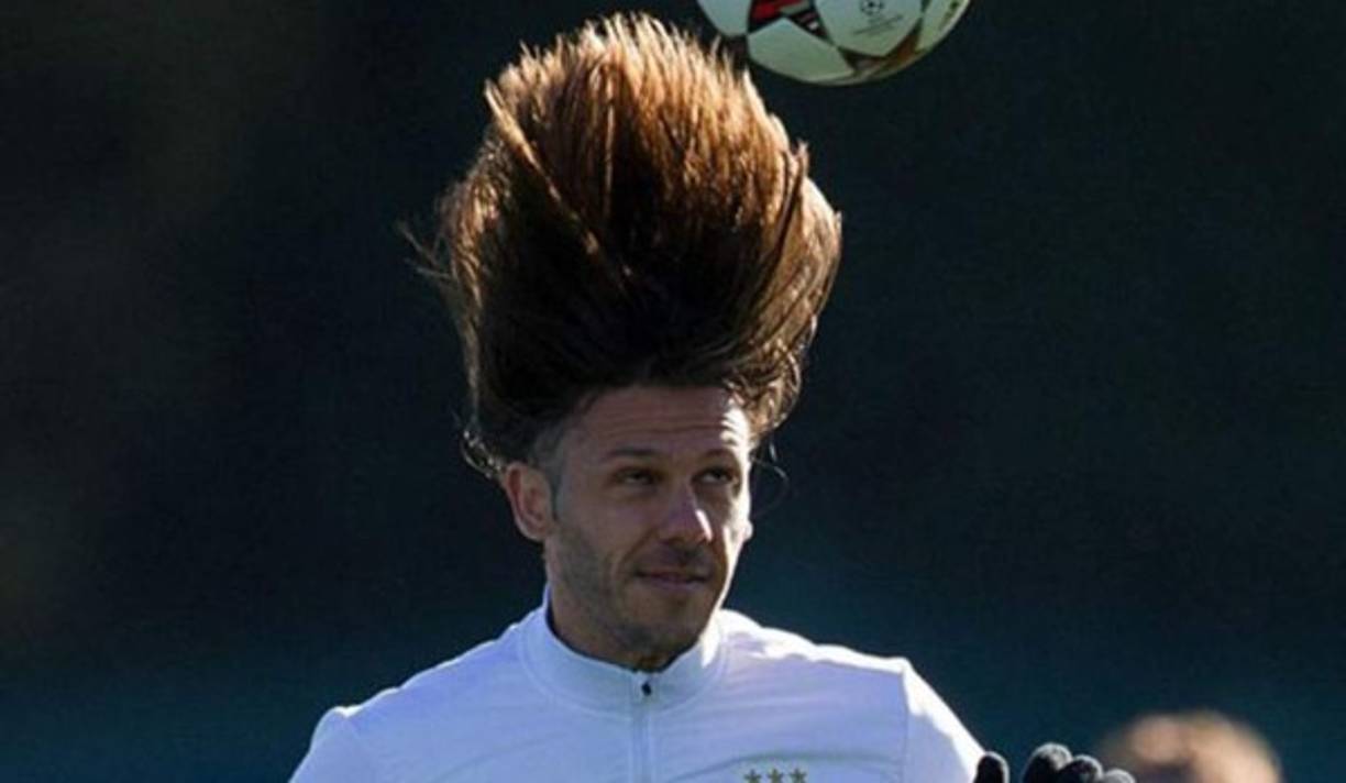 Martín Demichelis, se transforma en el aire.