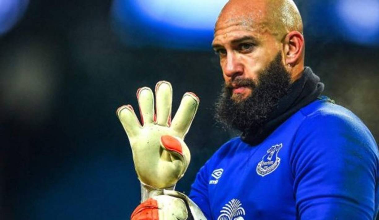 Tim Howard. El portero norteamericano quiere ser el mejor arquero de la Premier League, para ello su objetivo es conseguir que su barba ocupe media portería.