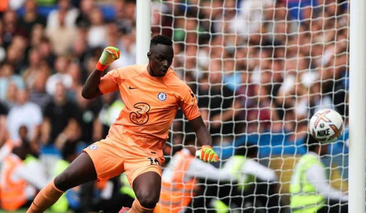 Édouard Osoque Mendy: El portero no sigue en Chelsea y se une al fútbol de Arabia Saudita. El Al Ahli será su nuevo equipo.