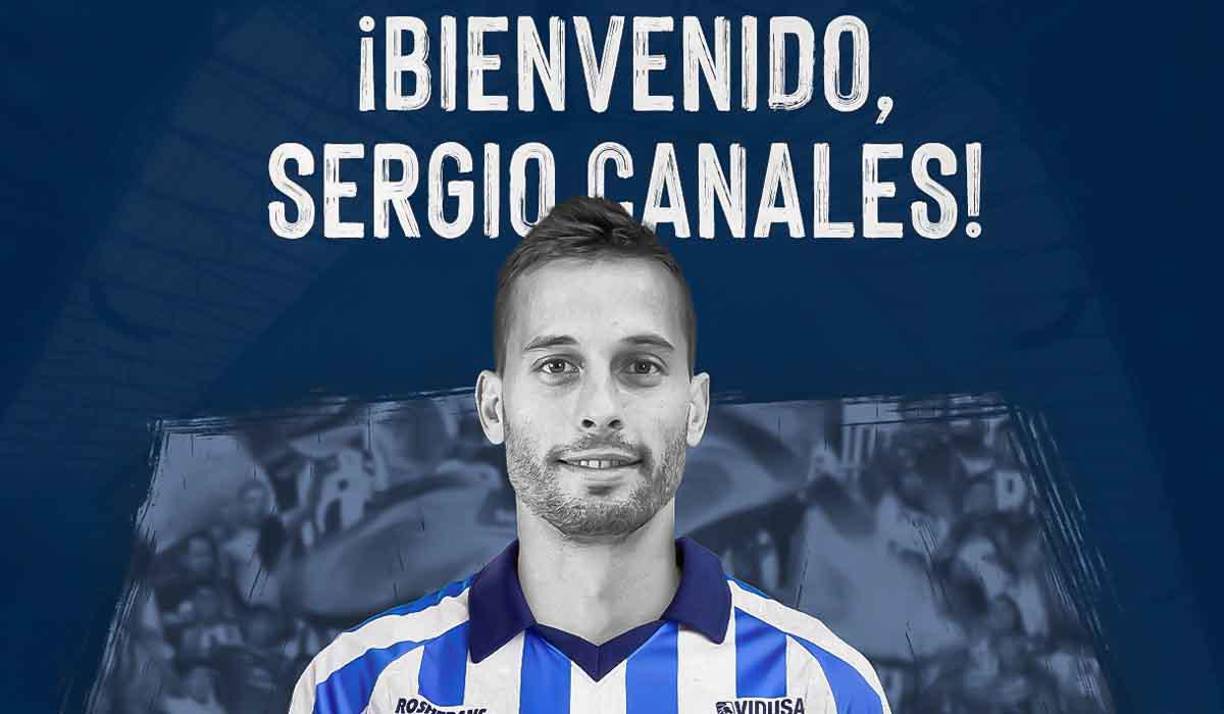 El Real Betis y los Rayados del <b>Monterrey</b> hicieron oficial el traspaso del centrocampista español Sergio <b>Canales</b>, de 32 años, al club mexicano, tras cinco temporadas en el equipo sevillano. Según los medios, el traspaso podría haberse cerrado por cerca de 10 millones de euros fijos (11,1 millones de dólares) y alrededor de cinco más en variables.