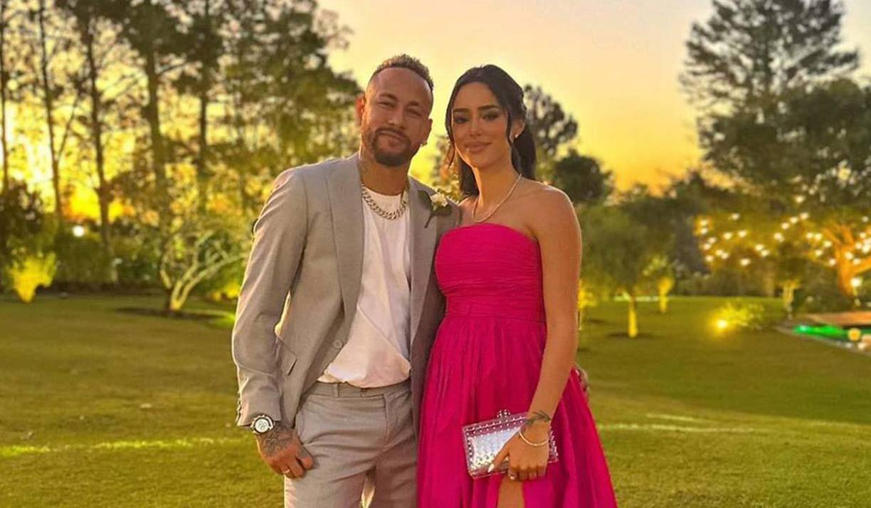 Luego de que pidiera disculpas públicas a su pareja por haber sido infiel, ahora otra modelo reveló un nuevo mal comportamiento del brasileño.