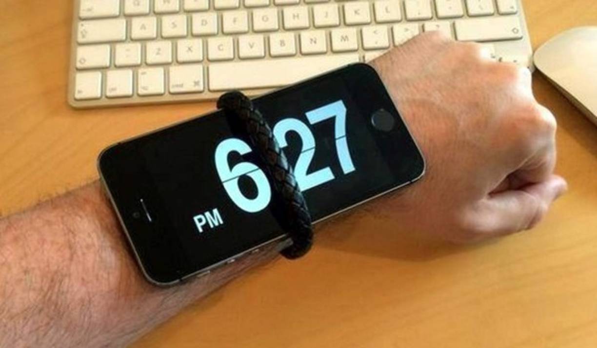 Para muchos, lo que hace el Apple Watch ya lo tienen en el iPhone.