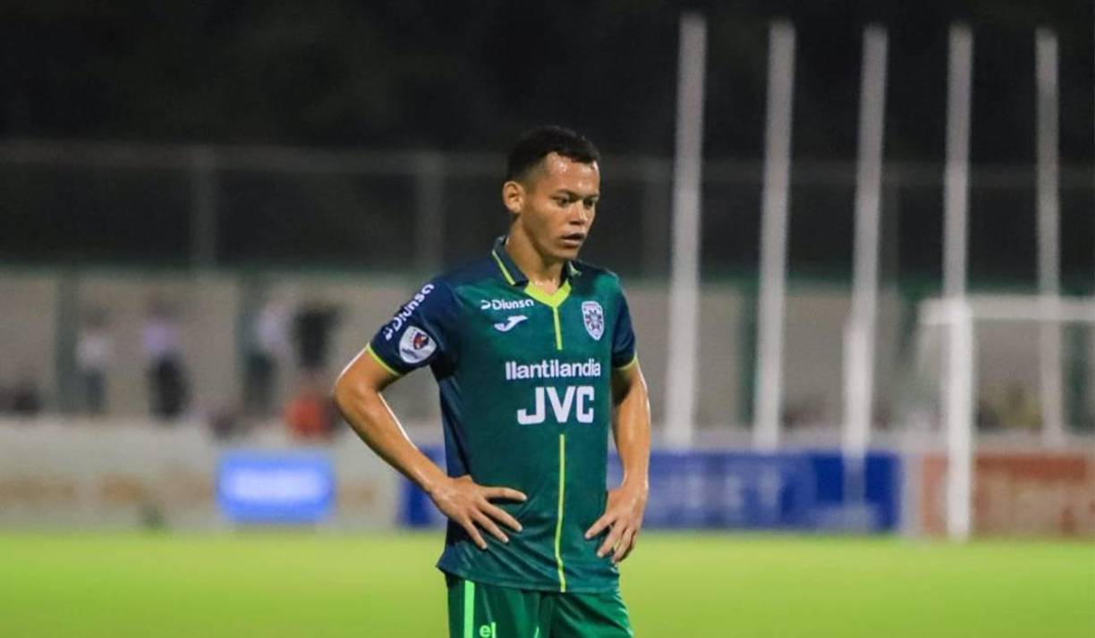 Volantes: Uno que no puede faltar en el 11 de Názar es Damin Ramírez, quien será clave con su fútbol para llevar peligro a la meta de Jonathan Rougier.