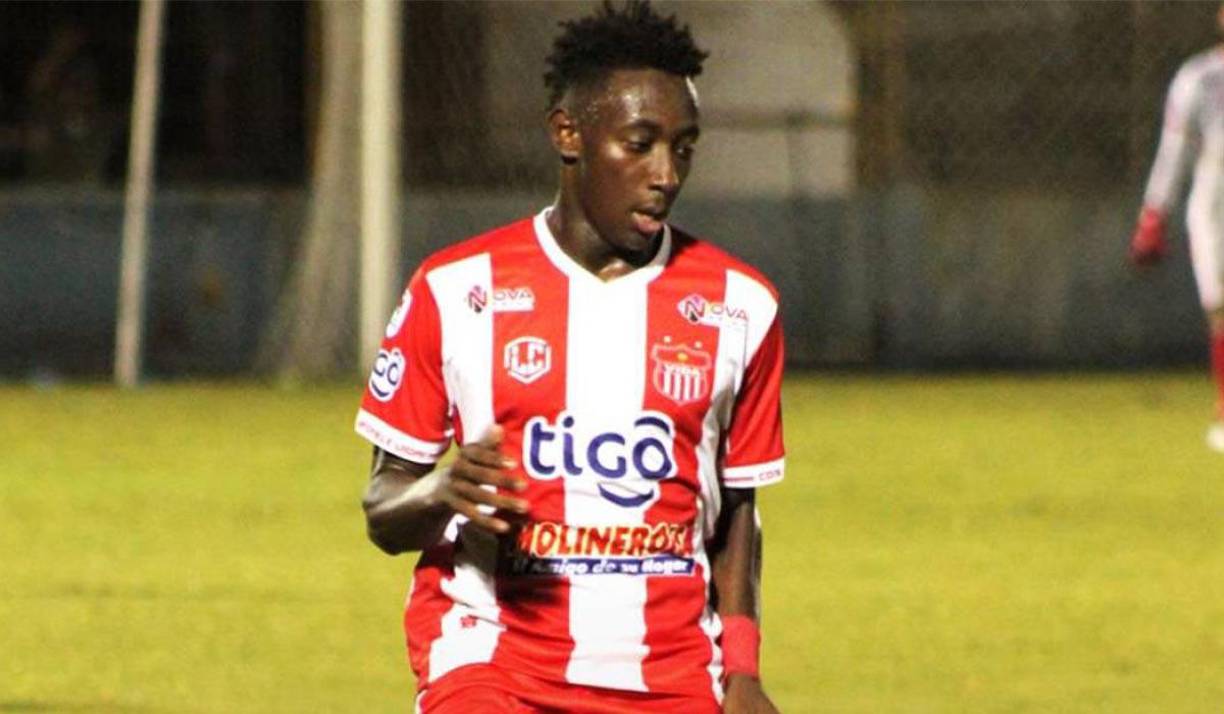 Antony García: El extremo ofensivo no sigue en el Vida y jugará en el Motagua.