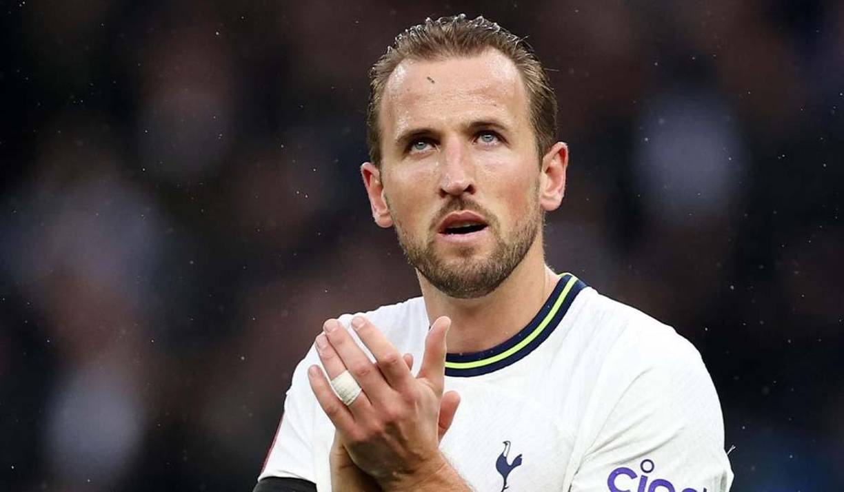 De acuerdo al diario The Times, el Bayern Múnich insiste en el fichaje de Harry Kane y le ofrecerá una oferta de 110 millones de euros al Tottenham por el atacante inglés. 