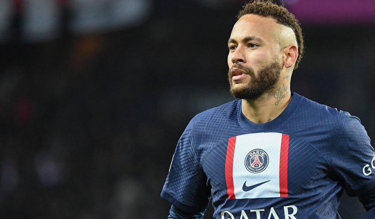 Según The Secret Scout, el club de Estados Unidos, New York City FC está tratando de fichar al jugador del PSG, Neymar Jr. y que ha sido visto con buenos ojos por es visto de reojo por parte de la dirigencia . “El club le ha ofrecido un trato a Neymar, pero no se ha tomado una decisión”, expresó.
