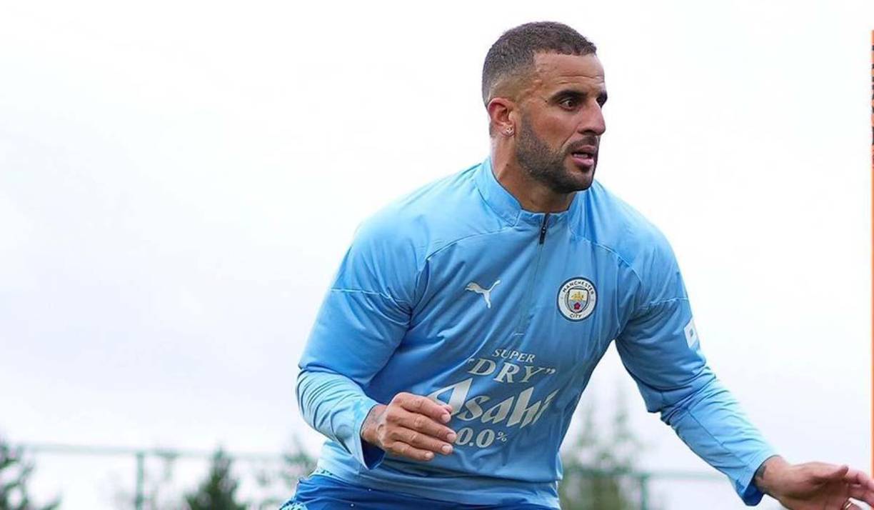 El lateral Kyle Walker ha decidido quedarse en el Manchester City rechazando de esta manera una oferta del Bayern Múnich.