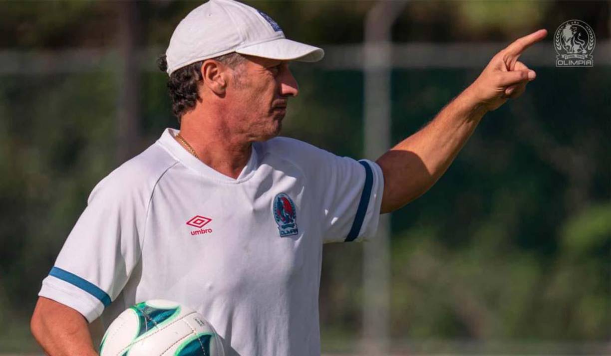 Pedro Troglio no ha ocultado su deseo de tener la experiencia de dirigir una selección y la de Honduras no sería la excepción. Es el favorito de muchos. 