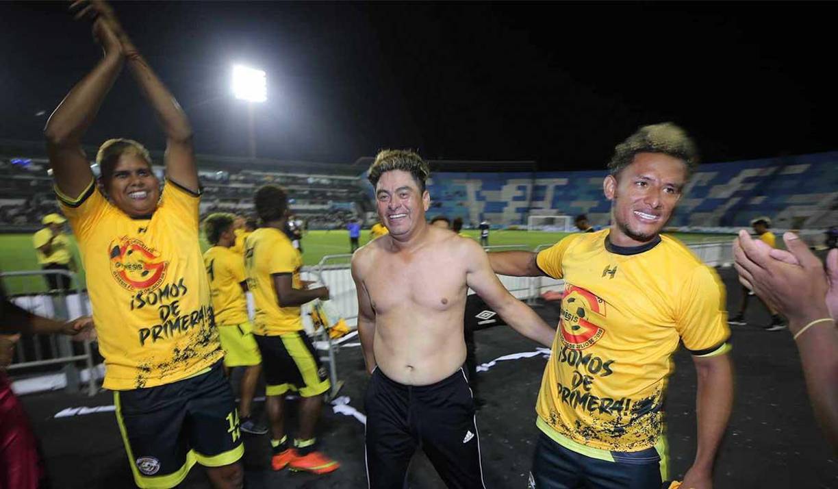 Cabe señalar que es el segundo ascenso de Tilguath como DT. Anteriormente lo pudo lograr con el equipo llamado en ese entonces como Infop, luego pasó a llamarse Real de Minas. 