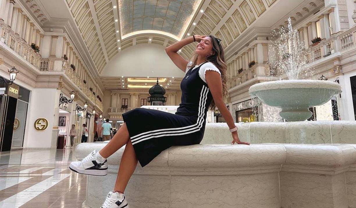 Elexa tuvo una beca deportiva en la Universidad de Carolina del Sur y continuó jugando al fútbol con los Gamecocks. Al graduarse decidió jugar en Europa y fue el club CDE Racing Féminas de la segunda división española quien le abrió las puertas.