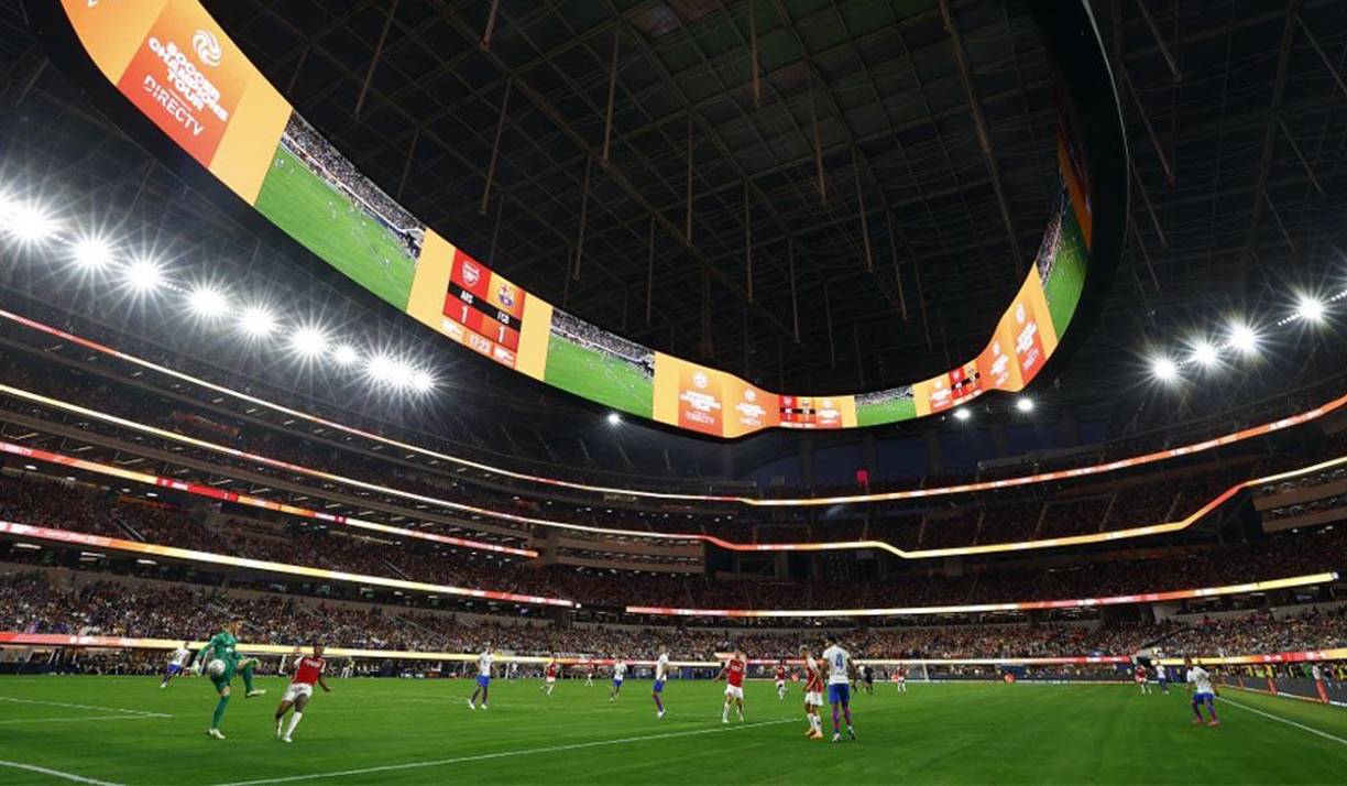 Un total de 70.223 aficionados disfrutaron de este entretenido amistoso en el SoFi Stadium, considerada la cancha más cara del mundo con más de 5.000 millones de presupuesto-.