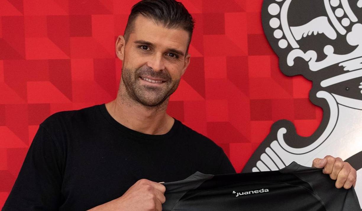 El Mallorca ha fichado al guardameta Iván Cuéllar. Firma por una temporada y llega procedente del Sporting de Gijón.