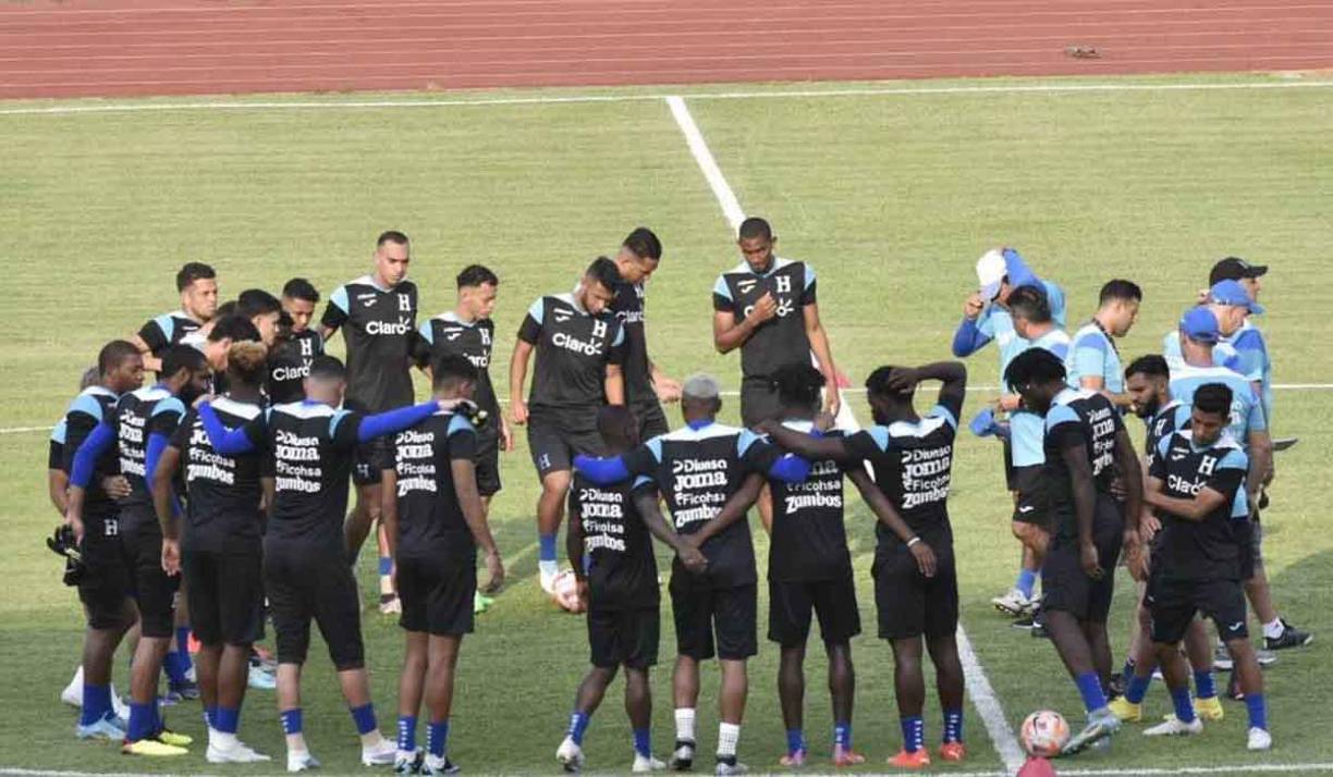 Diego Vázquez planea utilizar un 4,2,3,1 para el choque que sostendrá Honduras ante México en partido que marcará el debut de ambas selecciones en la Copa Oro 2023.