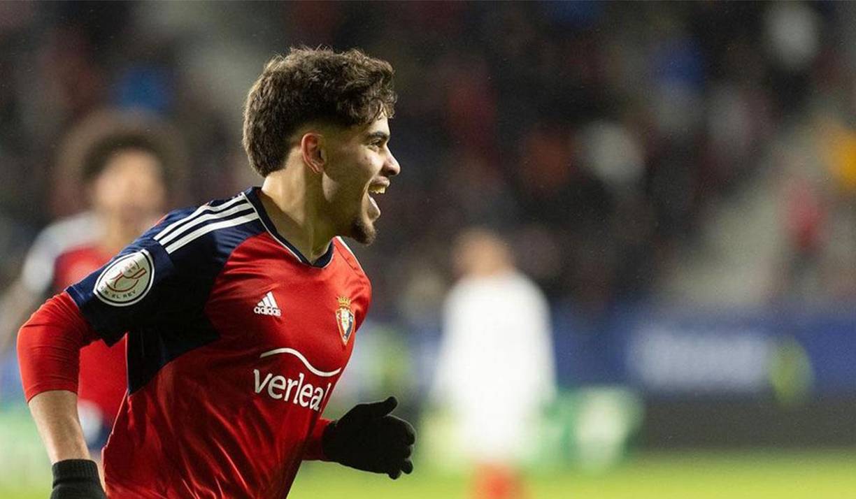 La Juventus estaría interesada en fichar al zurdo Abde, cuya ficha pertenece al FC Barcelona. La temporada pasada destacó con el Osasuna y ahora la Juve planea ofrecer 15 millones de euros por el jugador.