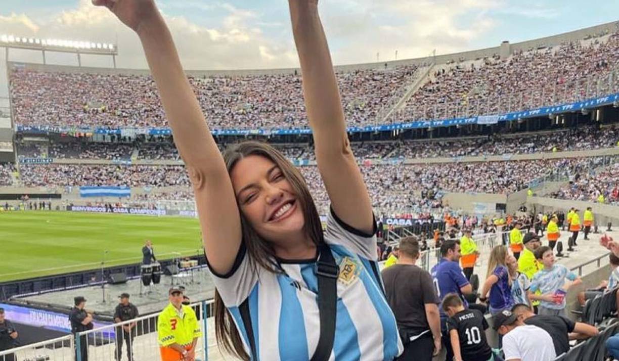 “Yo miraba y tipo, ‘¿será él? Capaz que es trucho’. Siguió mandando y en un momento respondí...”, reveló la joven.