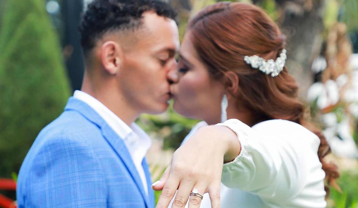 Mediante las redes sociales, Damin Ramírez compartió fotografías del enlace matrimonial. 