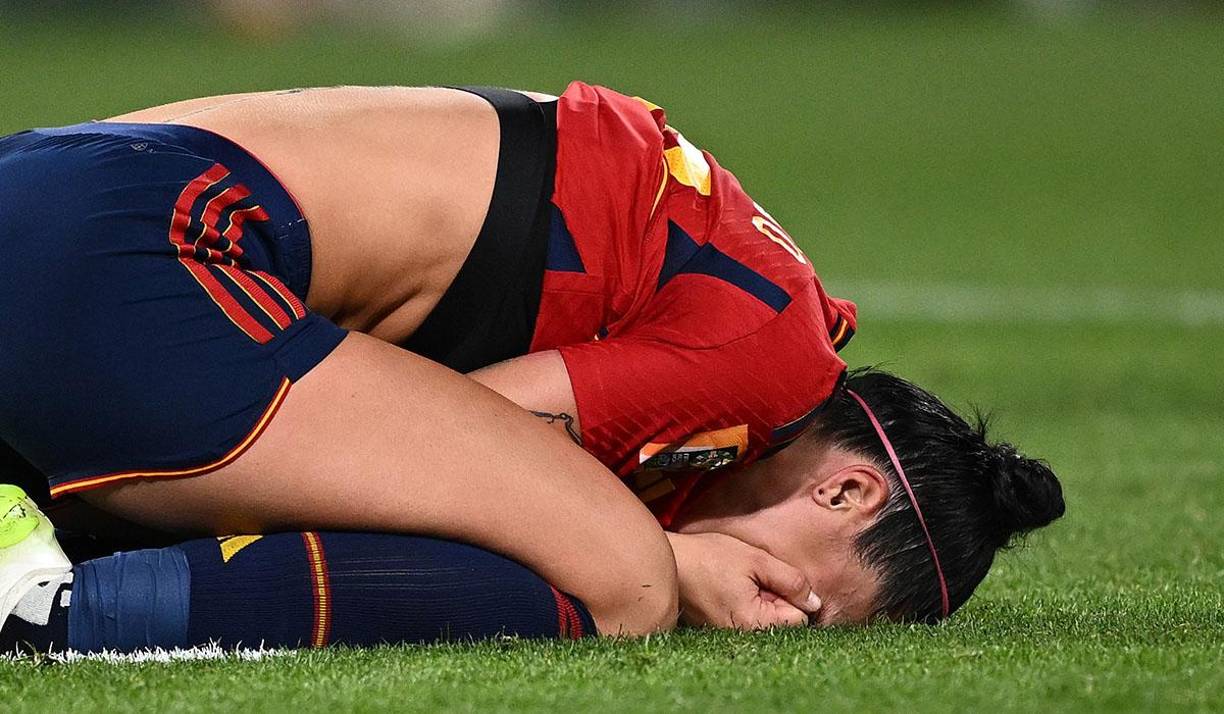 Jenni pide que no se dé “más vueltas” al beso de Rubiales.