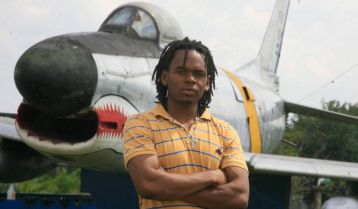 Luis Ramos llegó a jugar la Champions League con el Debrecini de Hungría. Hoy cuenta con 38 años de edad. 