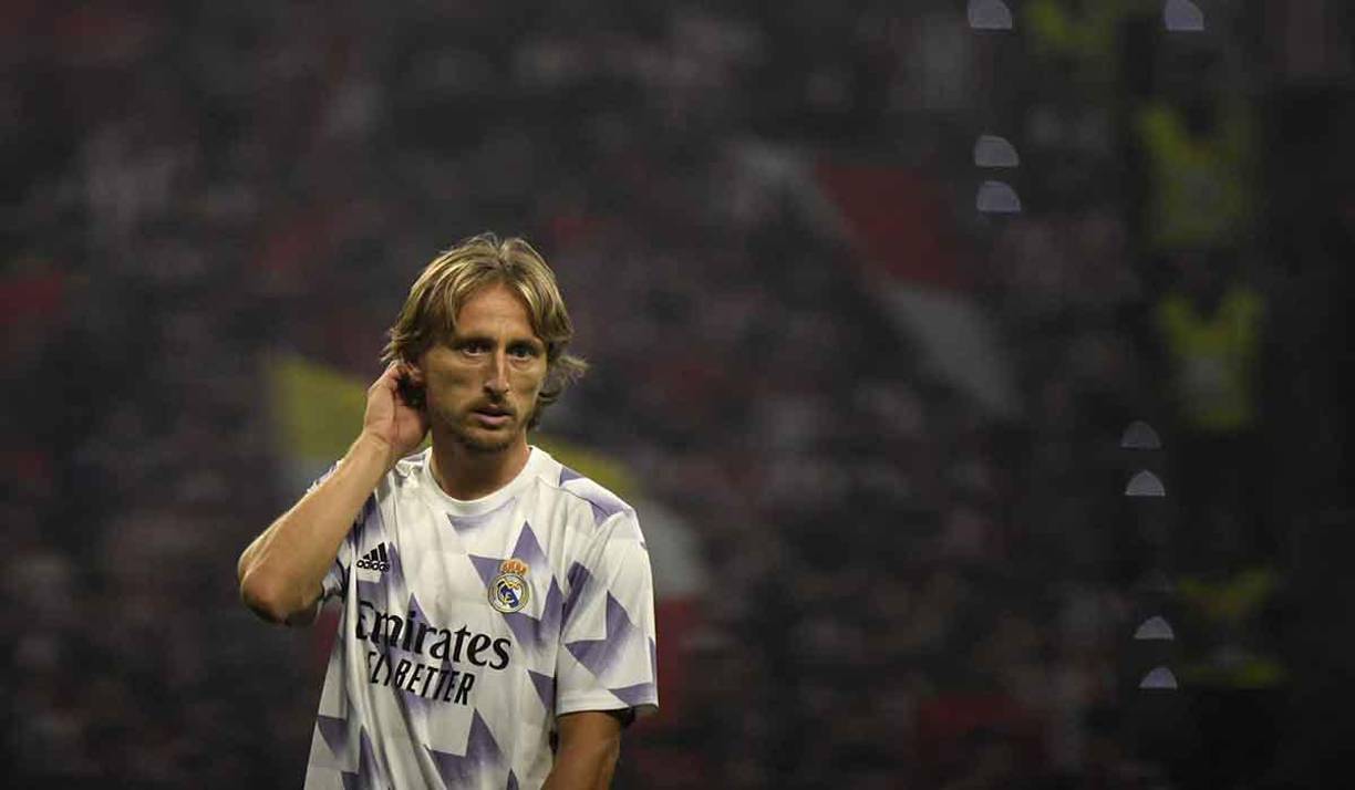El centrocampista croata Luka Modric rechazará millonaria oferta de Arabia Saudita y prolongará su contrato con el Real Madrid hasta el 30 de junio de 2024.