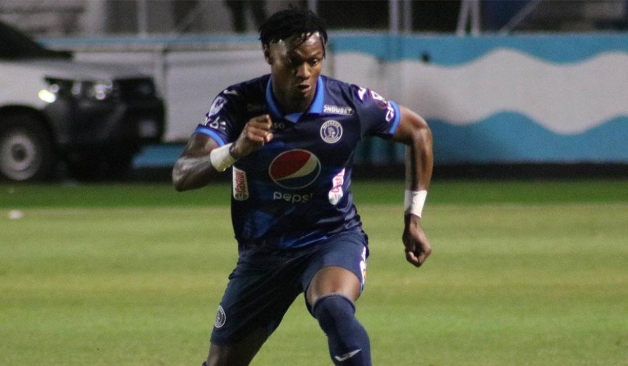 Riky Zapata: El lateral izquierdo del Motagua formará parte por primera vez de una selección adulta de Honduras. 