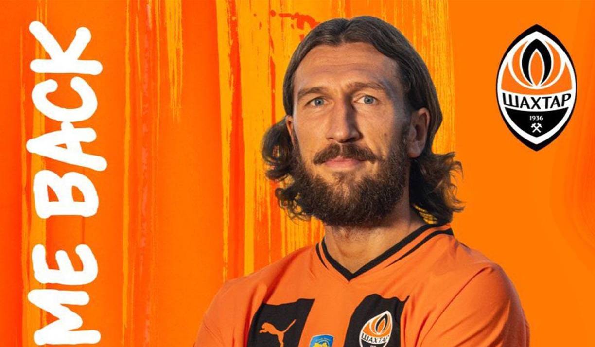 Dmytro Chyhrynskyi vuelve por tercera ocasión al Shakhtar Donetsk de la Liga Premier de Ucrania.El zaguero cuenta con 39 años de edad; en el 2009 fue fichado por el Barcelona que dirigía en ese entonces Pep Guardiola.