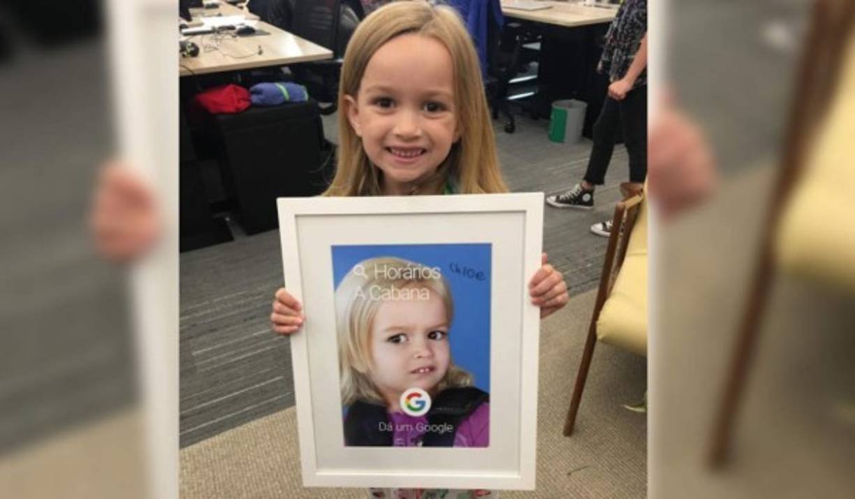 Así luce la pequeña Chloe tras cuatros después de tan viral evento.