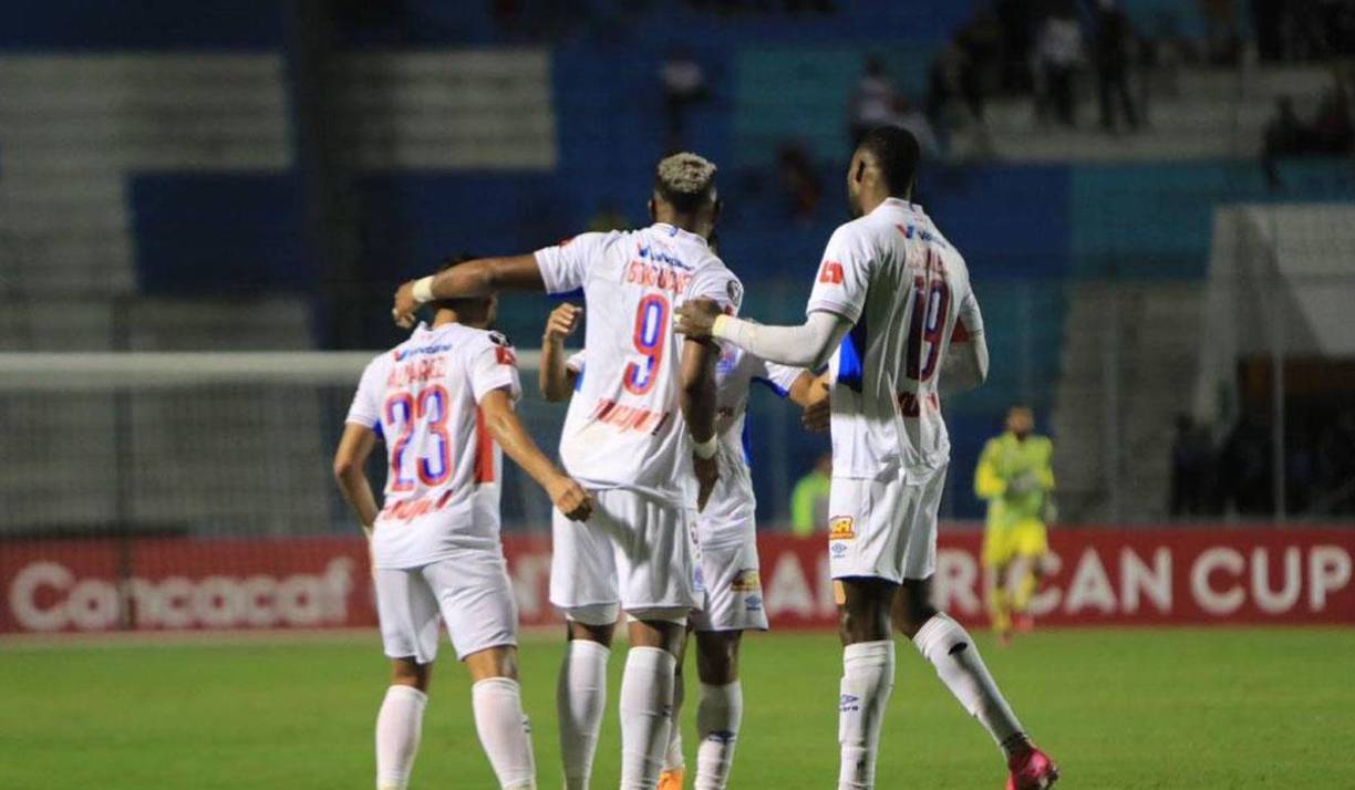 El Olimpia y el FAS se medirán este martes 22 de agosto por la tercera fecha de la Copa Centroamericana. El duelo está pactado a iniciar a las 8:00 PM. 