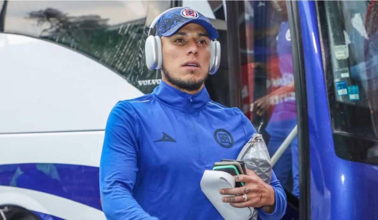 A pesar de que el ‘Titán’ forma parte de la plantilla de Martín Anselmi, ha pedido marcharse, por lo que solicitó a ‘La Máquina’ que le facilite su traspaso al extranjero.