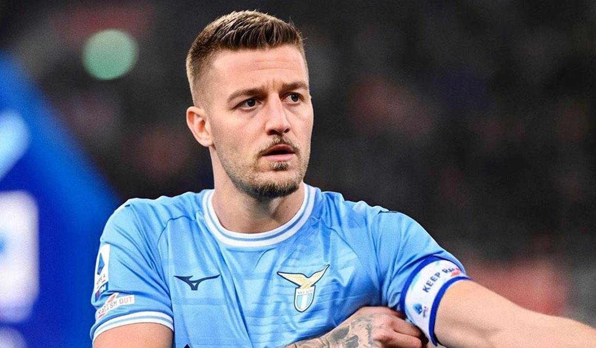 Milinkovic-Savic le ha dado el ‘si’ al Al Hilal de Arabia Saudita. El volante serbio dejará Lazio ya que le ofrecen 20 millones de euros por temporada y ambos equipos están ultimando la negociación. Otro destacado jugador que llegará al fútbol saudí.