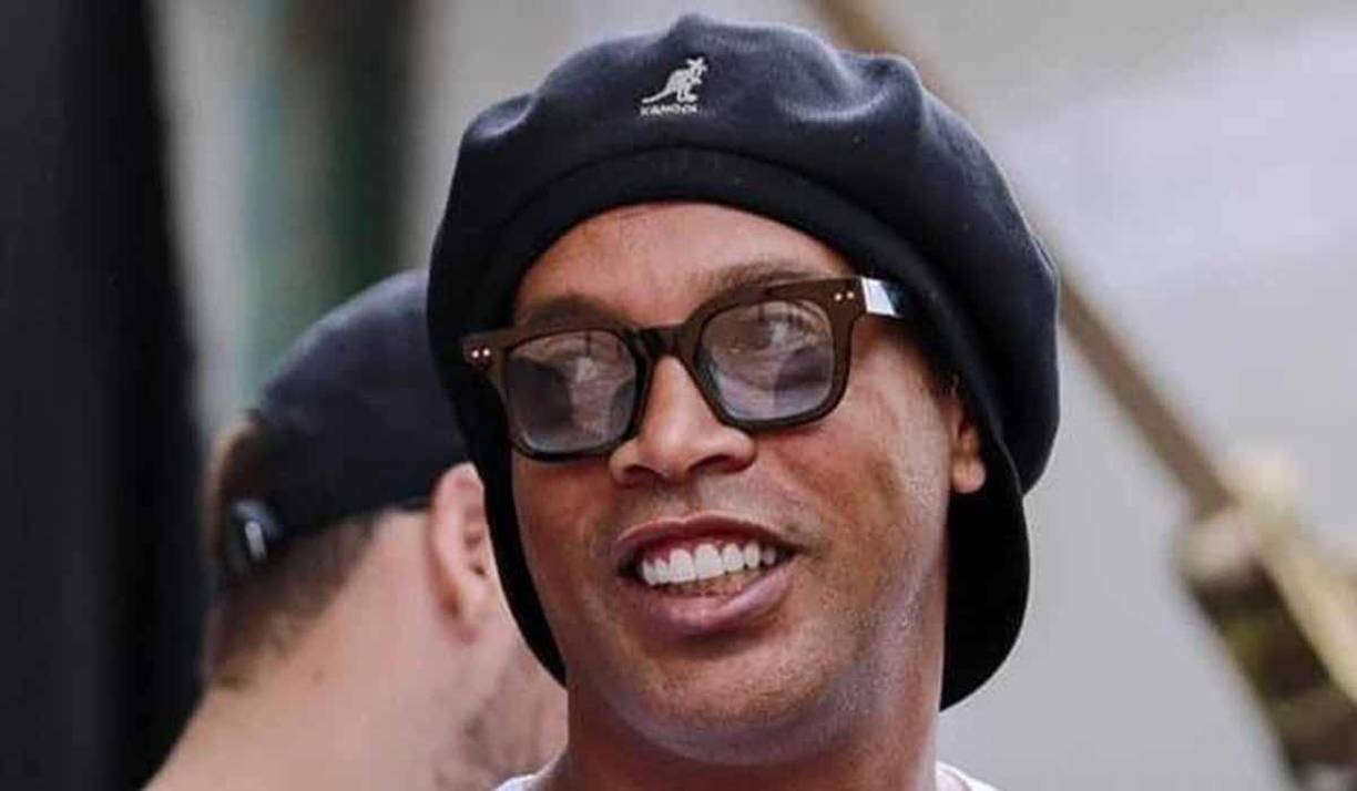 La Cámara de Diputados (CPI) en Brasil acusa al exjugador como supuesto fundador y socio-propietario de la compañía 18K <b>Ronaldinho</b>, que usaba el nombre y la imagen del exfutbolista.
