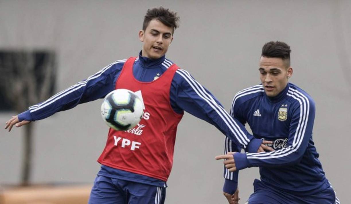 Pese a la pandemia del coronavirus, algunos clubes de Europa como Barcelona y Real Madrid están planificando lo que será la próxima campaña con el tema de los refuerzos.