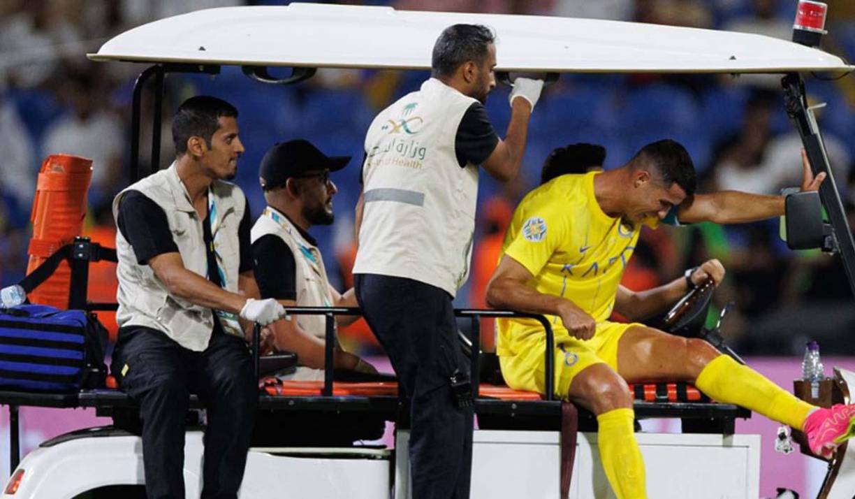 Aunque no todo fueron buenas noticias para el luso, que se marchó lesionado al final de la prórroga al chocar con Mohamed Jahfali en un salto.