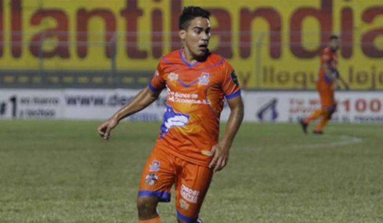 Luis Fernando Argeñal: El volante anunció su salida de los Lobos de la UPN: “No sé ni por donde empezar, lo difícil es tener que despedirse de la que ha sido mi casa por cinco años. Me voy con la satisfacción de dar lo mejor de mí en cada entreno y cada partido para defender los colores de este club, indicó.