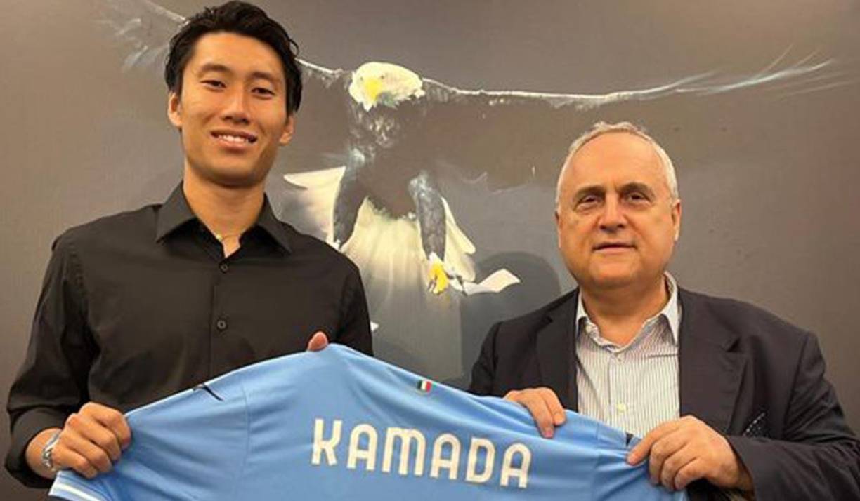 La Lazio ha fichado al medio-ofensivo japonés Daichi Kamada, llega procedente del Frankfurt.